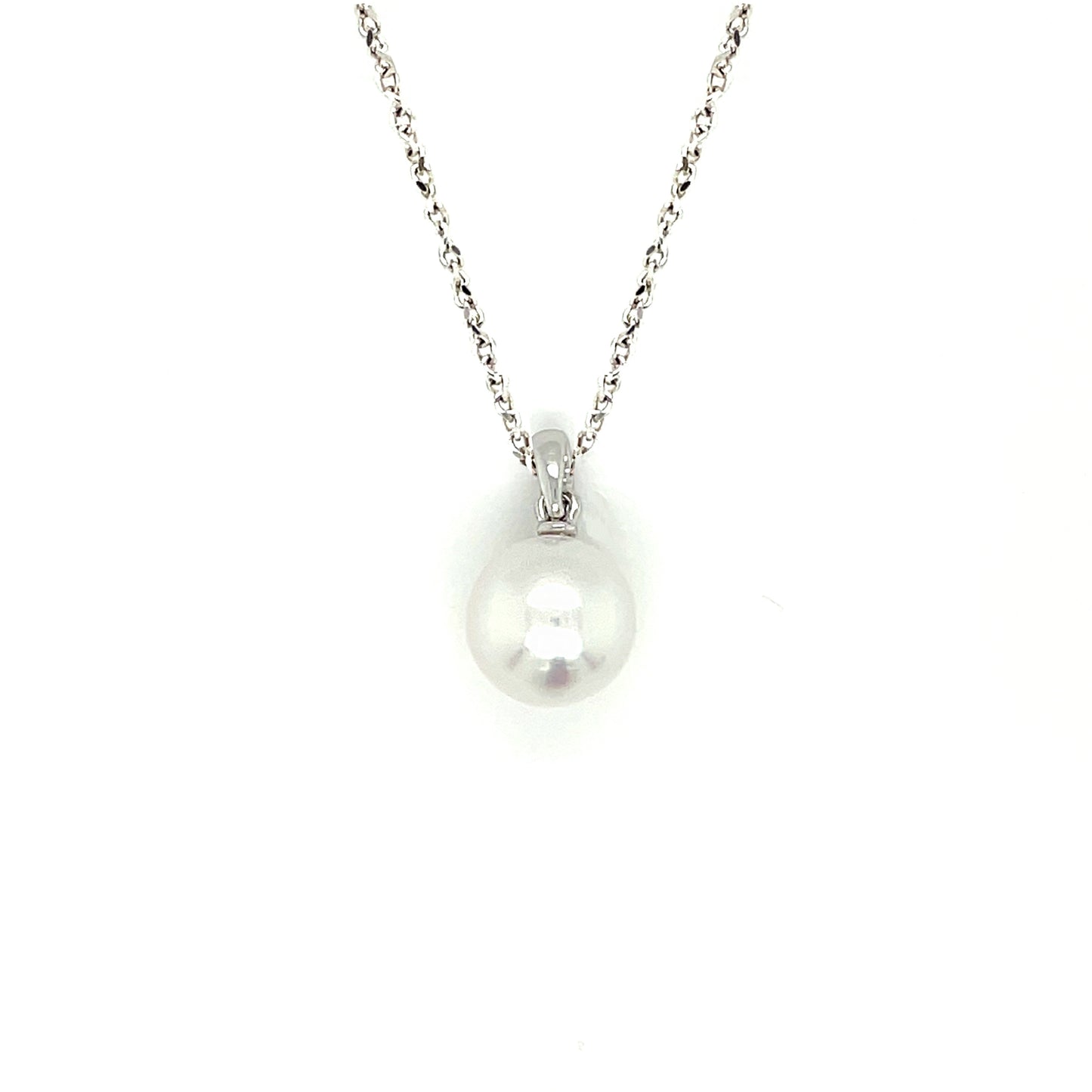 18K White Gold Simple Design Pendant South Sea Pearl
