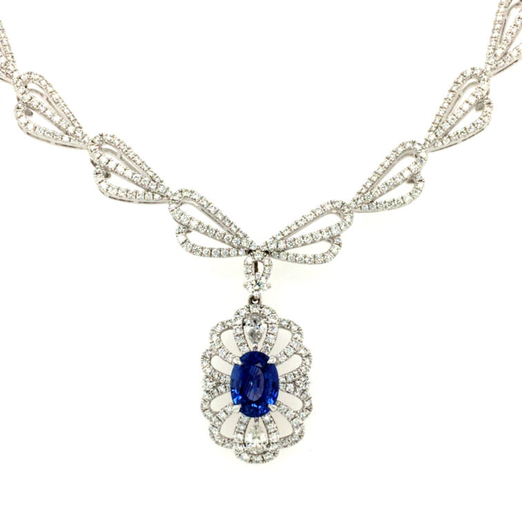 18K White Gold Vintage Design Necklace Set With Oval Shape Sapphire & Round Brilliant Cut Diamonds